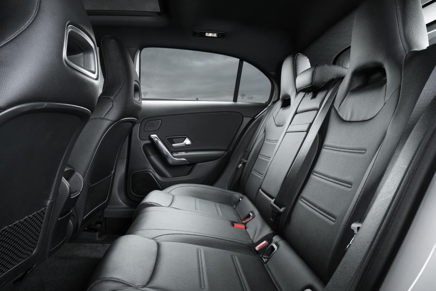 Интерьер Mercedes-Benz A200 (W177) 2018 года  (AU) (фото 21 из 40)